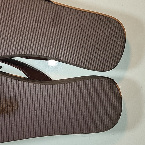 Women's Brown Thing Sandals (9) - Picture 7 of 9